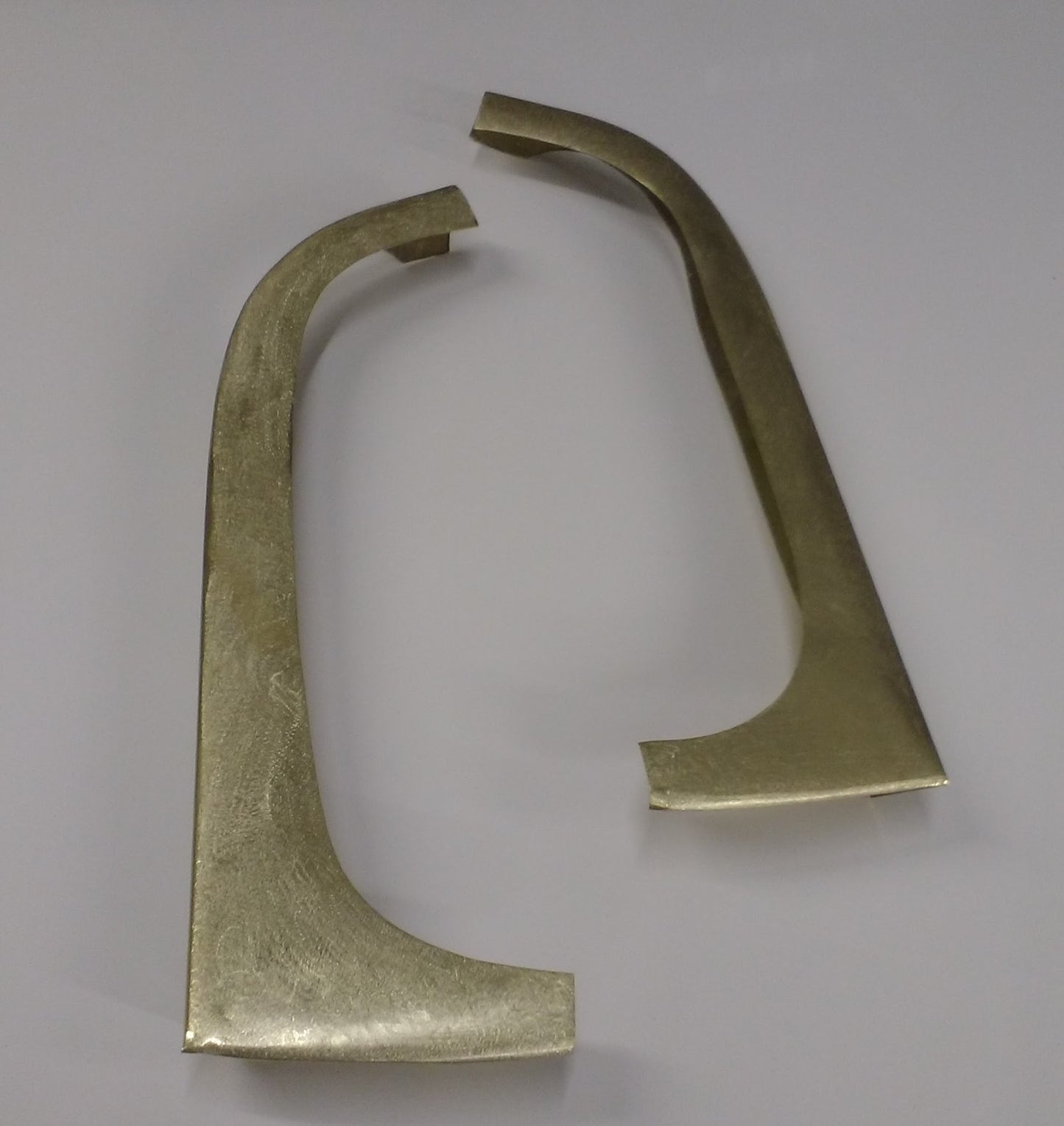 JAGUAR XK150 A POST FINISHERS IN BRASS BD13785 L/H, BD13786 R/H PAIR