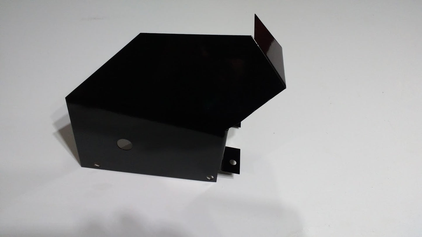 JAGUAR XK150 SHIELD OVER PETROL PUMP C14204